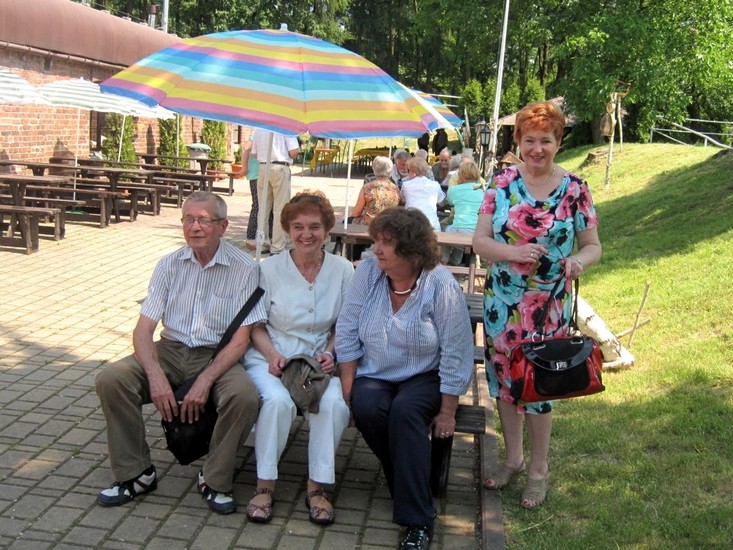 Od prawej: phm. Anna Piasecka, pani Anna Tomal, hm. Magdalena Migacz, hm. Krzysztof Poniedziałek