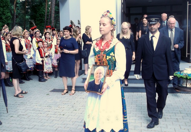 W drodze na miejsce wiecznego spoczynku ŚP Władysławy Marii Francuz