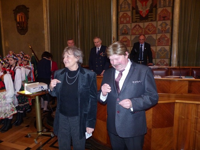 Odznaki „Zasłużony dla SPH” z rąk hm. Danuty Noszki-Leśniewskiej odebrali: hm. Małgorzata Pobóg-Malinowska i Pan Krzysztof Jach. 