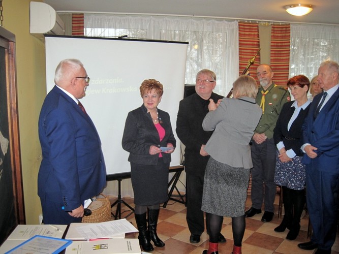 Medal im. dr. Henryka Jordana otrzymali phm. Anna Piasecka i hm. Andrzej Ziębliński